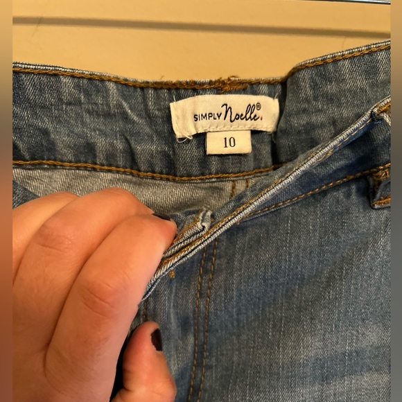 Simply Noelle Size 10 Jeans - Picture 3 of 5